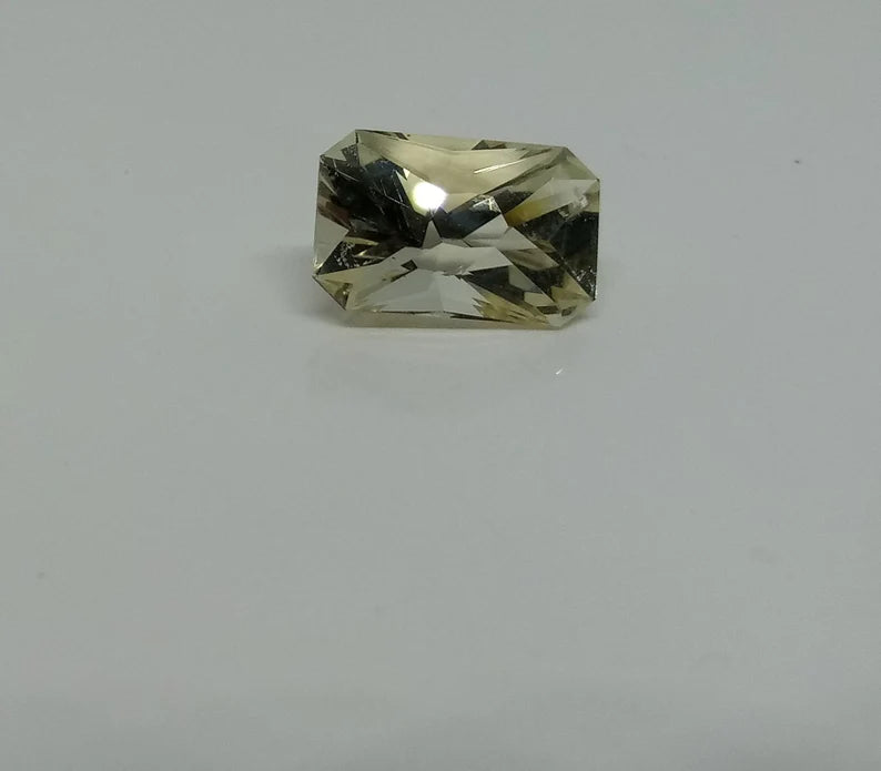 4.35ct Champagne Oregon Sunstone Gemstone