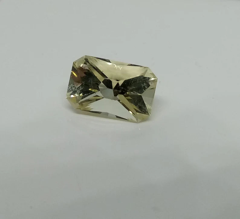 4.35ct Champagne Oregon Sunstone Gemstone