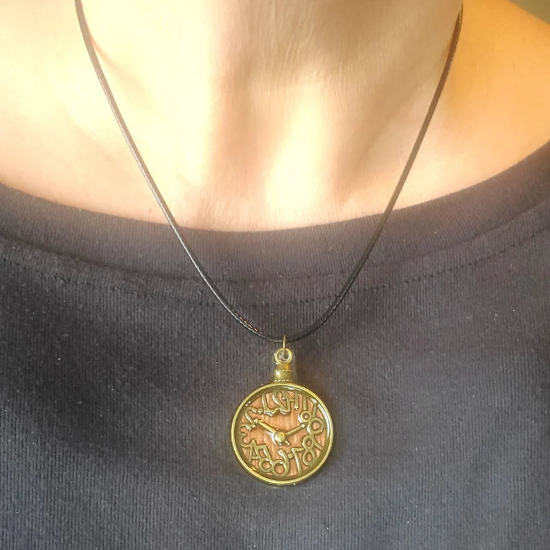 Clock Steampunk Necklace