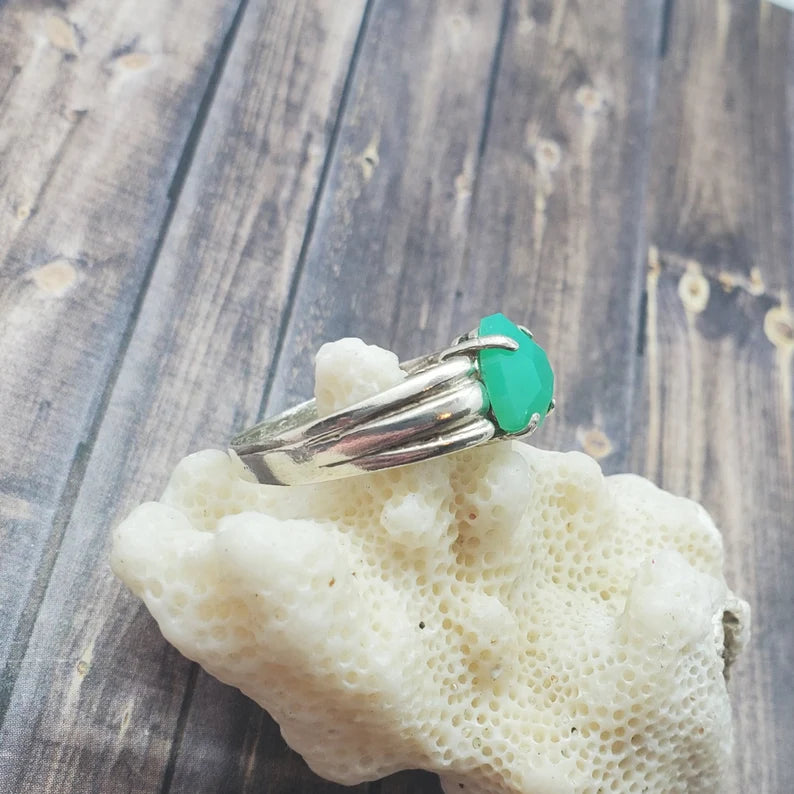 Chrysoprase Heart Silver Ring