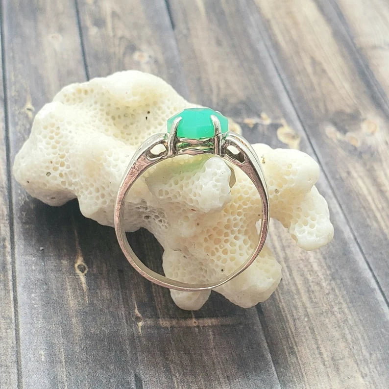 Chrysoprase Heart Silver Ring
