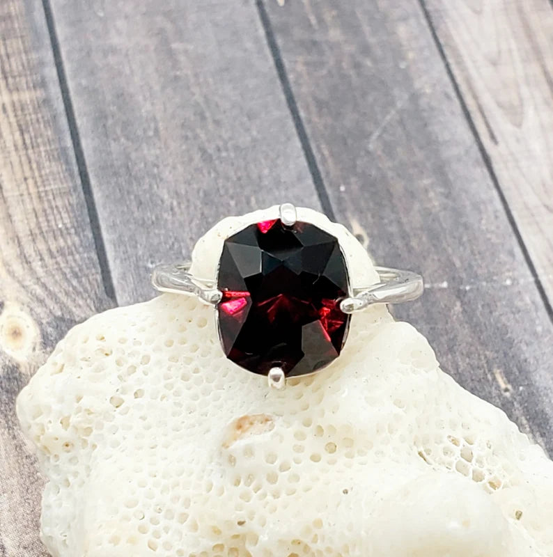 Handcut 5.8ct Tanzanian Garnet Silver Ring