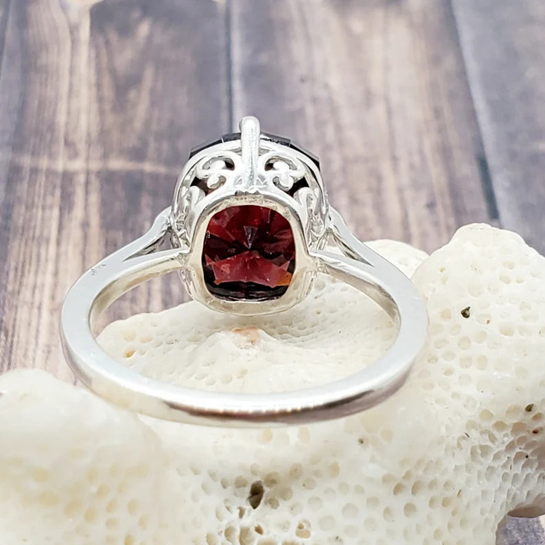 Handcut 5.8ct Tanzanian Garnet Silver Ring