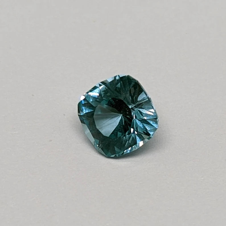2.6ct Lab Grown Faceted Spinel Gemstone