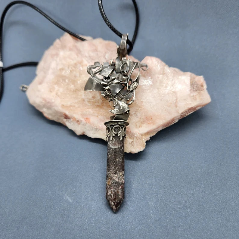 Handcut Gray Sapphire Fantasy Silver Necklace