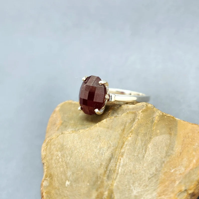 Handcut 4.45ct Garnet Silver Ring