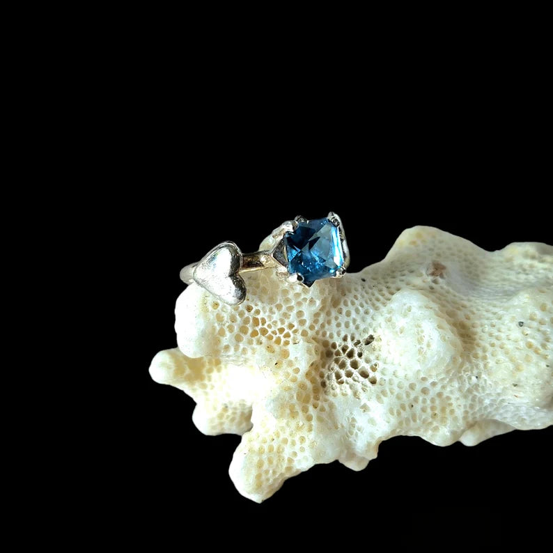 Handcut 1.35ct Electric Blue Topaz Silver Ring