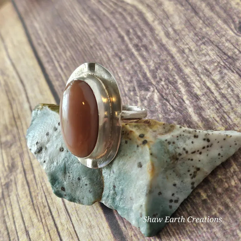 Handcut Tawny Moonstone Sterling Silver Ring
