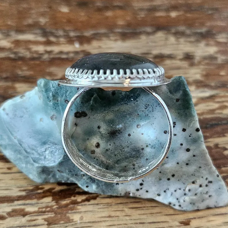Handcut Labradorite Shimmering Blue Sterling Silver Ring