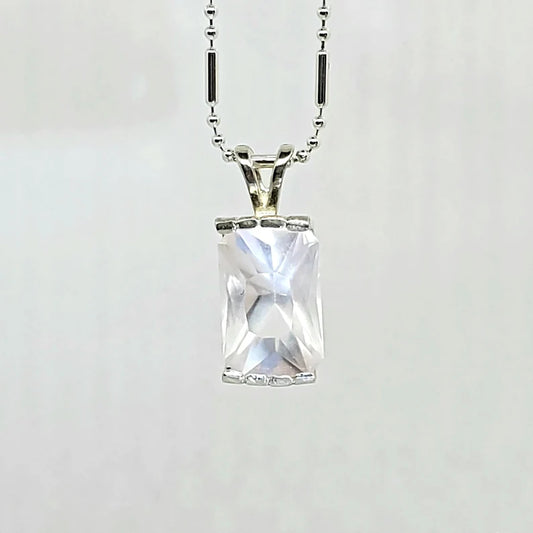 8.9ct Hogg Mine Rose Quartz Silver Necklace