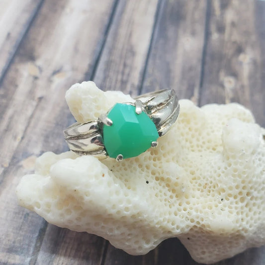 Chrysoprase Heart Silver Ring