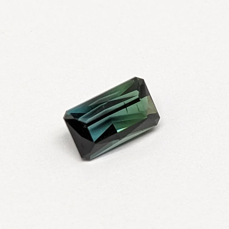 3.2ct Bi-Color Tourmaline Gemstone