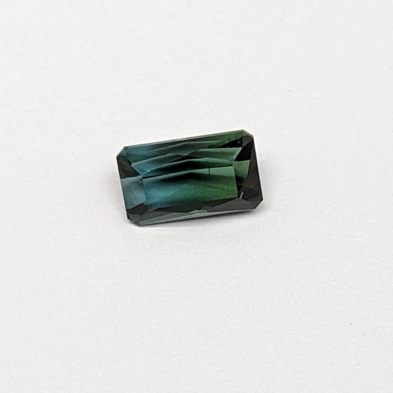 3.2ct Bi-Color Tourmaline Gemstone