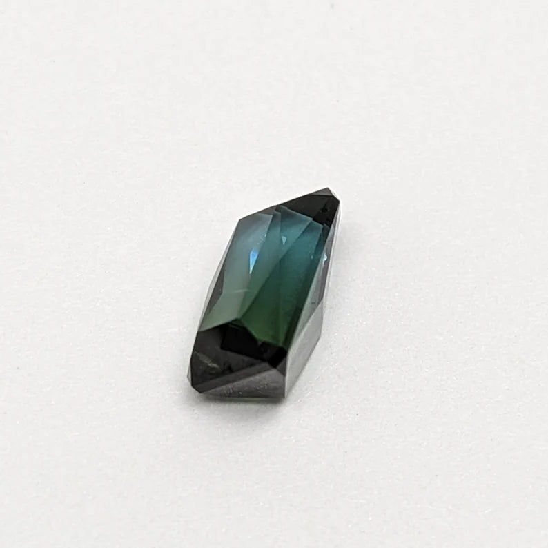 3.2ct Bi-Color Tourmaline Gemstone