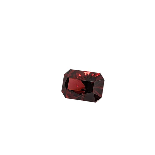 Handcut 2.95ct Umba Garnet Gemstone
