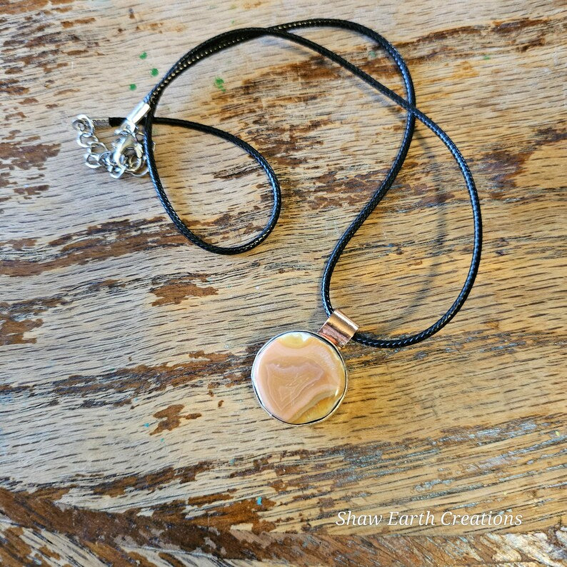 Handcrafted Laguna Agate Silver Necklace