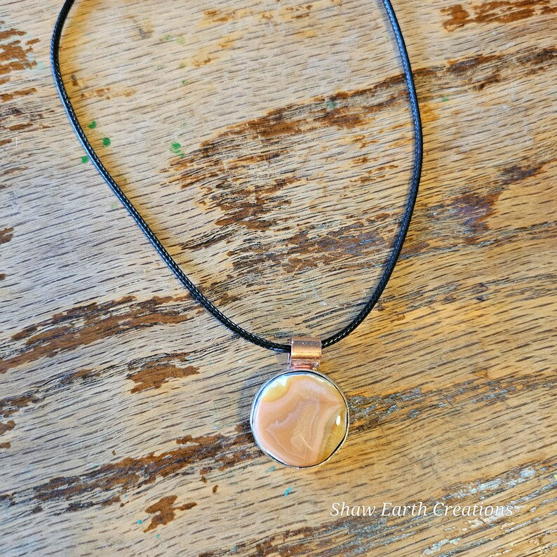 Handcrafted Laguna Agate Silver Necklace