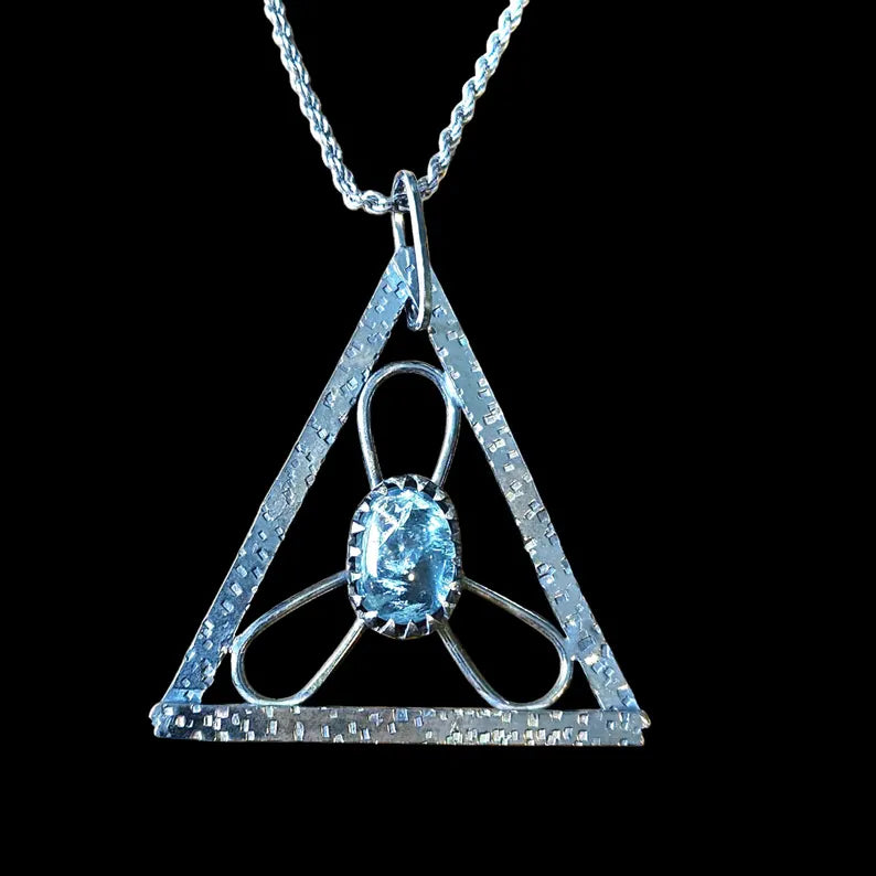 Handcrafted 7ct Crispy Aquamarine Sterling Silver Necklace