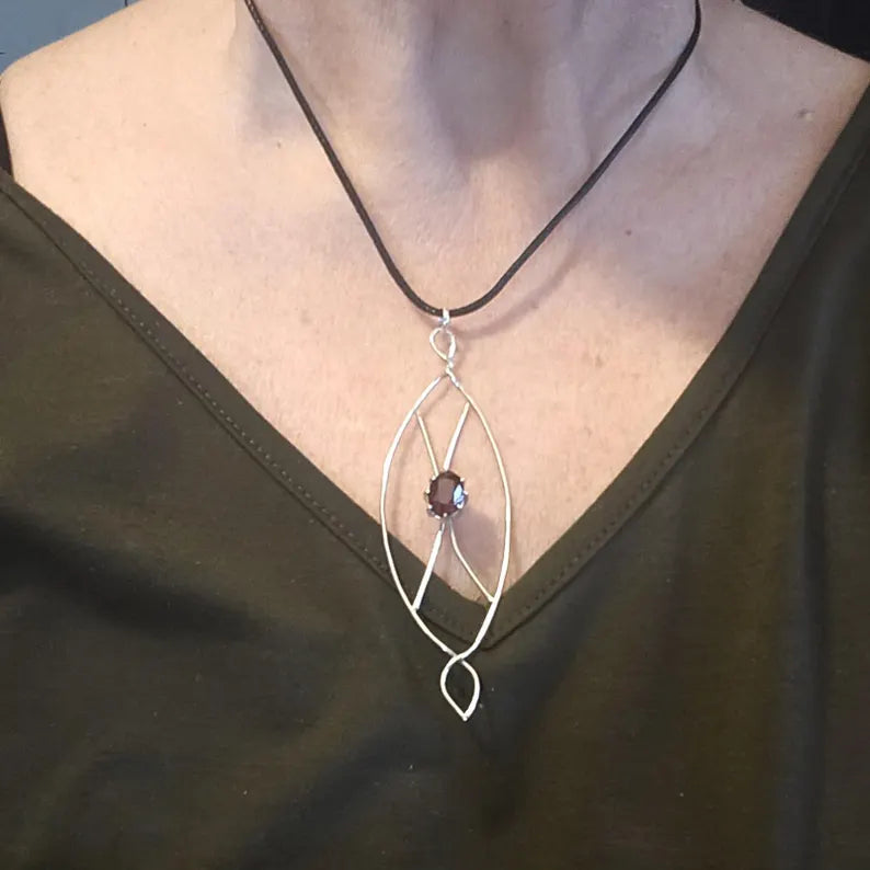 Handcrafted 3.65ct Garnet Zulu Shield Silver Necklace