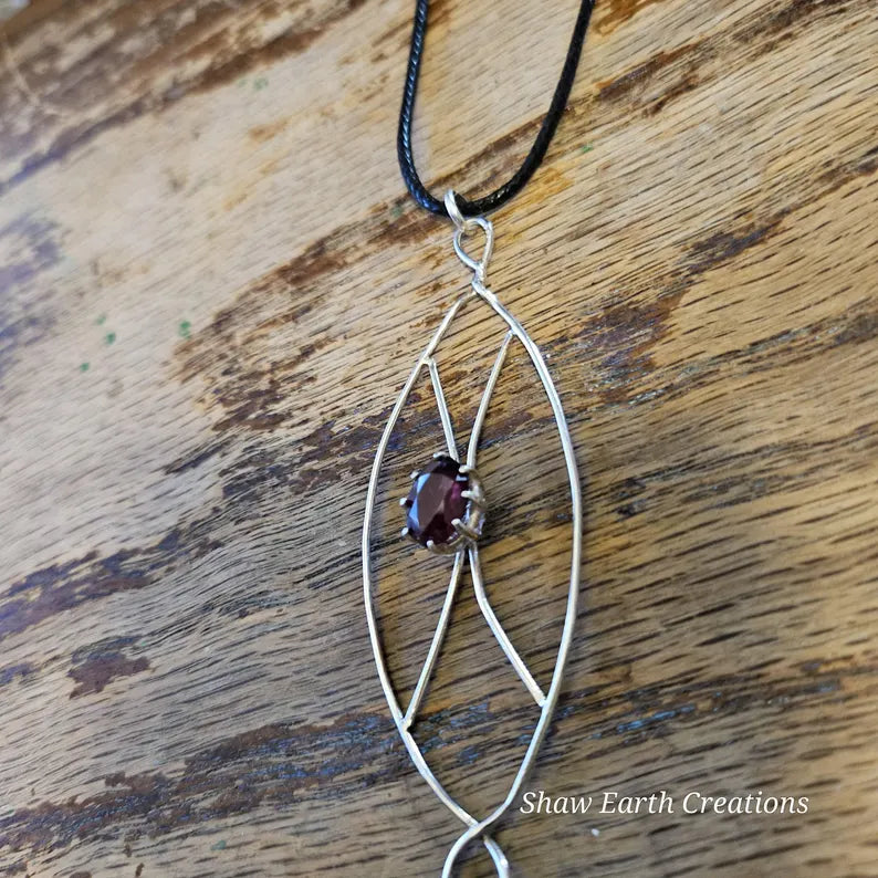 Handcrafted 3.65ct Garnet Zulu Shield Silver Necklace