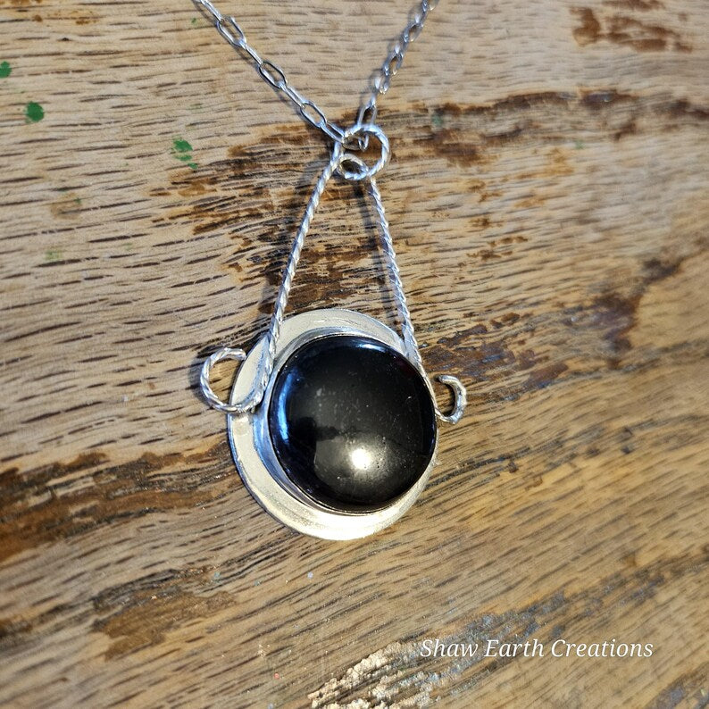 Handcrafted 41ct Garnet Cabochon Silver Necklace