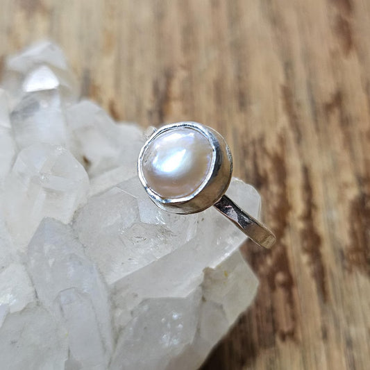 1.5ct Natural Mabe Pearl Sterling Silver Ring