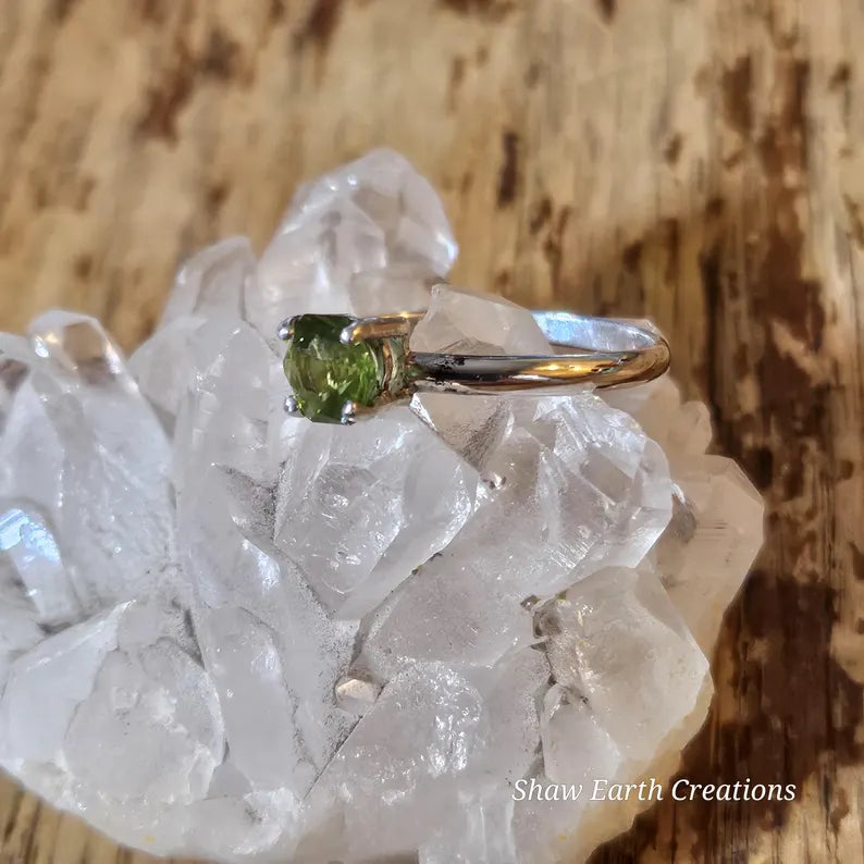 Handcut .7ct Pakistan Peridot Sterling Silver Ring