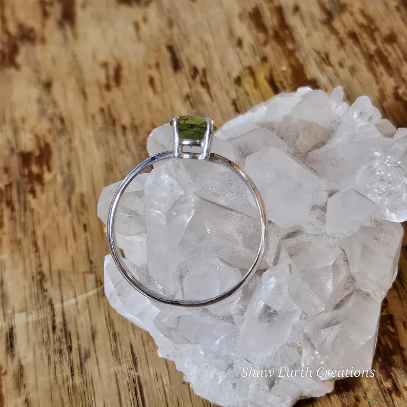 Handcut .7ct Pakistan Peridot Sterling Silver Ring