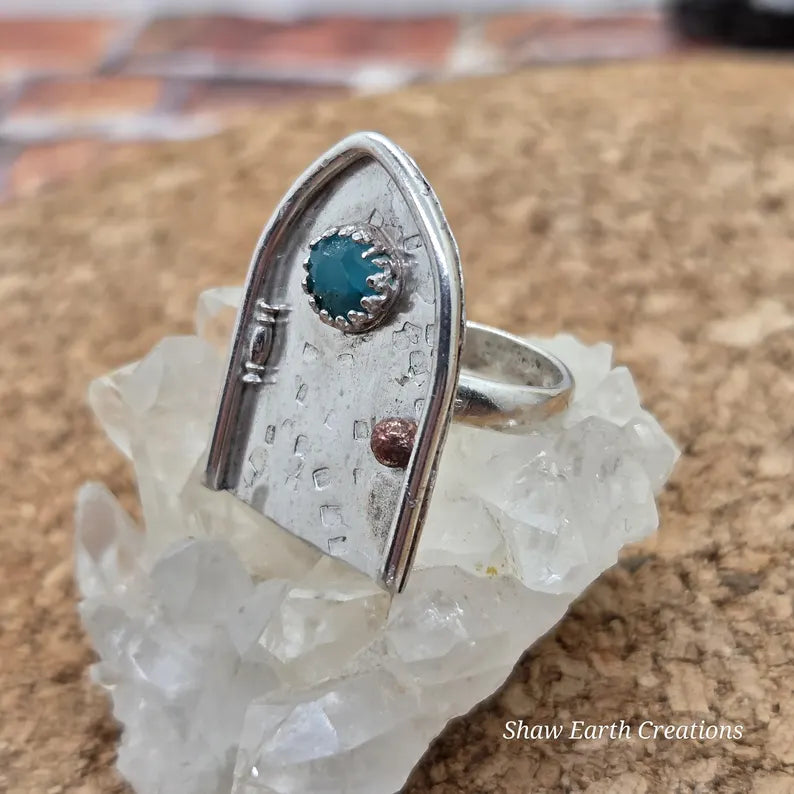 Handcut Gem Silica Fairy Door Sterling Silver Ring